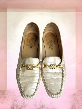 Escada Metallic Crocodile Embossed Leather Loafers Flats Cream